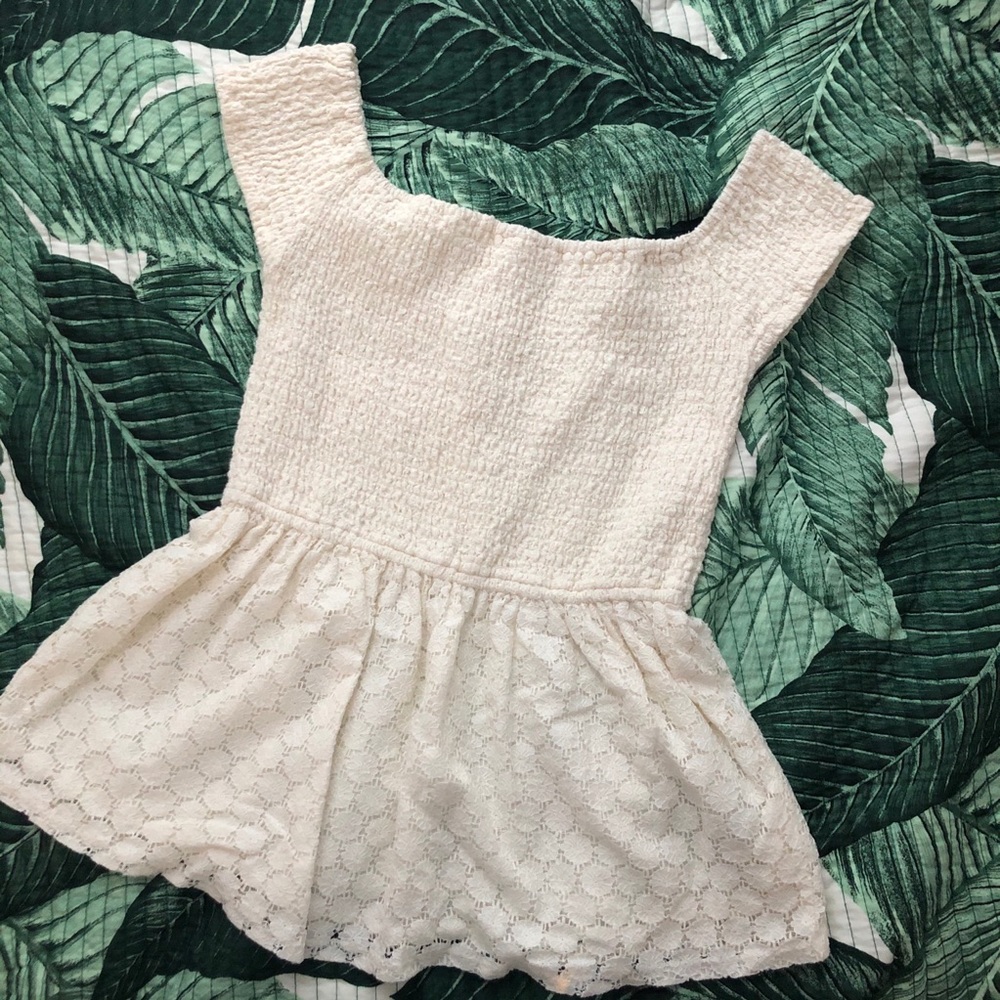White off the shoulder Hollister top
